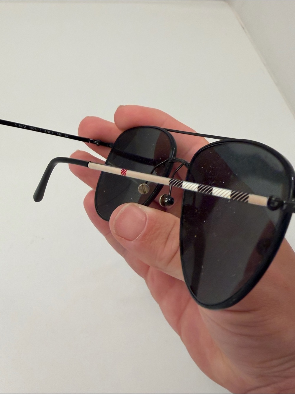 Burberry Black Aviator Sunglasses – Signature Check Detail